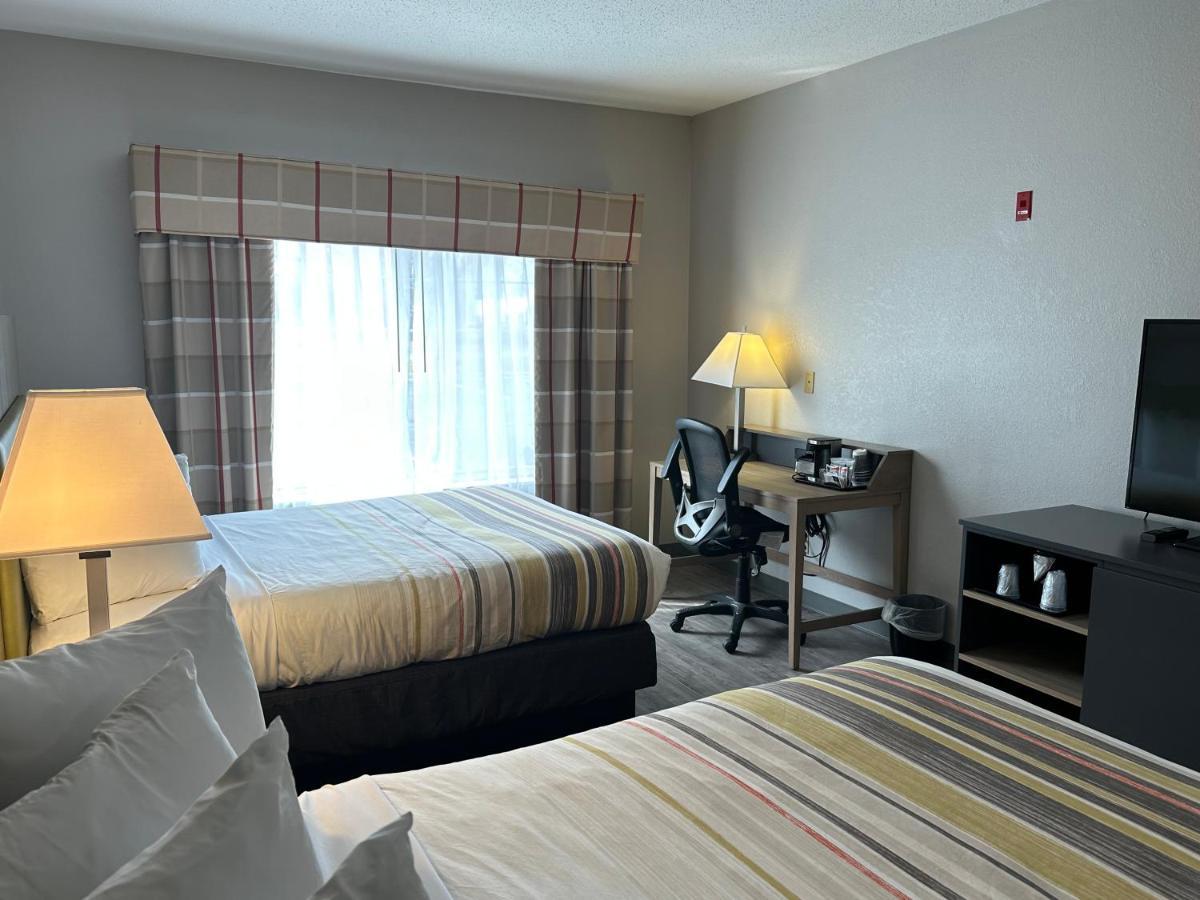 Country Inn & Suites By Radisson, Grand Rapids Airport, Mi Cascade Exterior photo