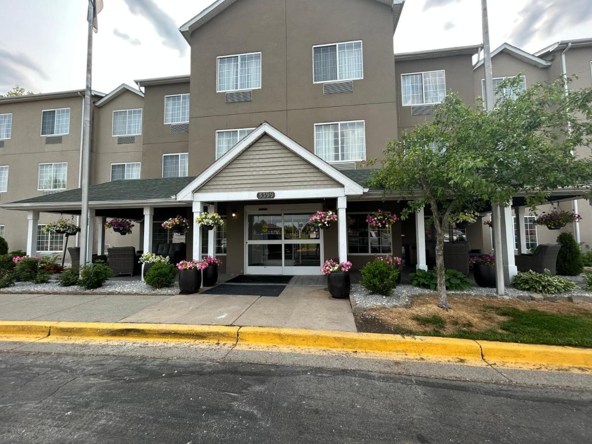 Country Inn & Suites By Radisson, Grand Rapids Airport, Mi Cascade Exterior photo