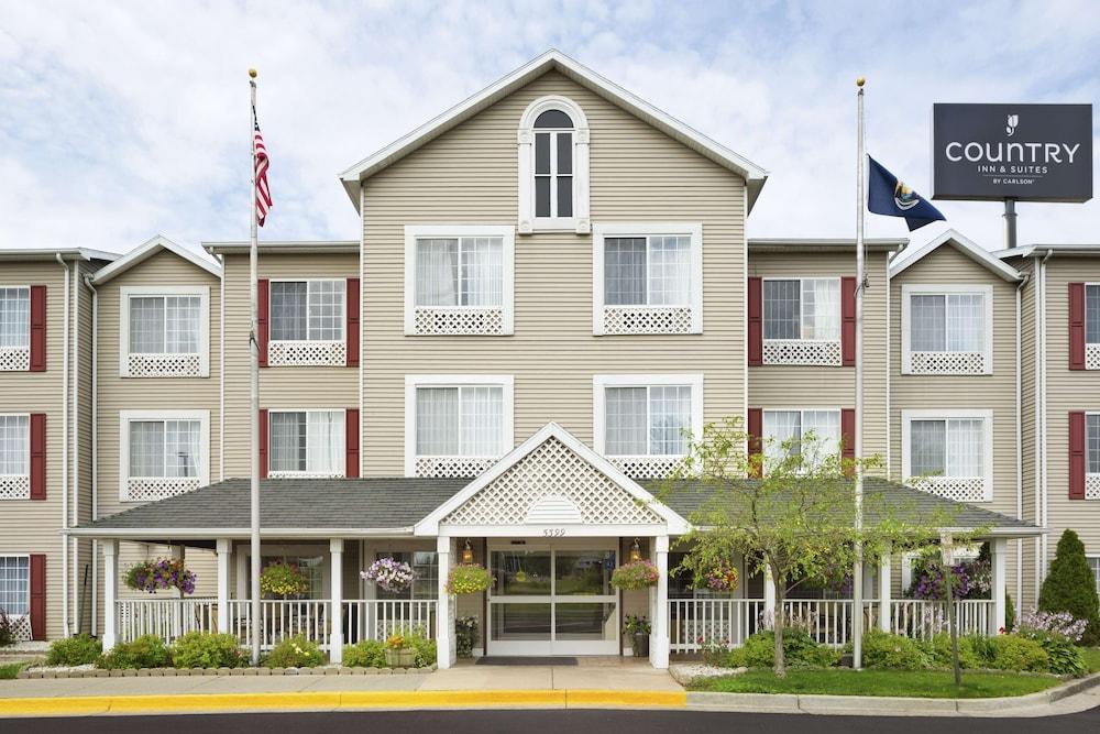 Country Inn & Suites By Radisson, Grand Rapids Airport, Mi Cascade Exterior photo